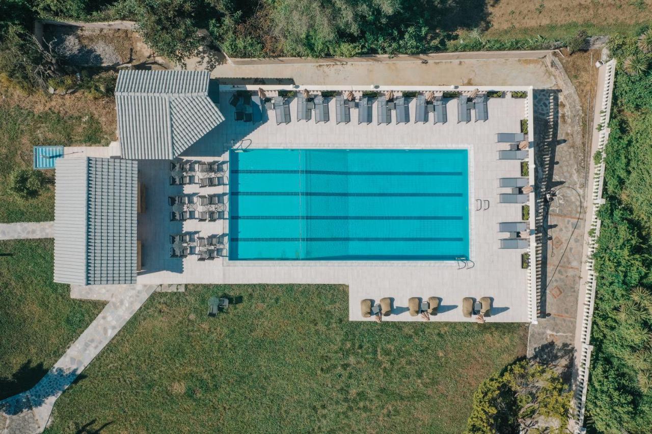 Pelithea Family Aparthotel Ипсос Экстерьер фото
