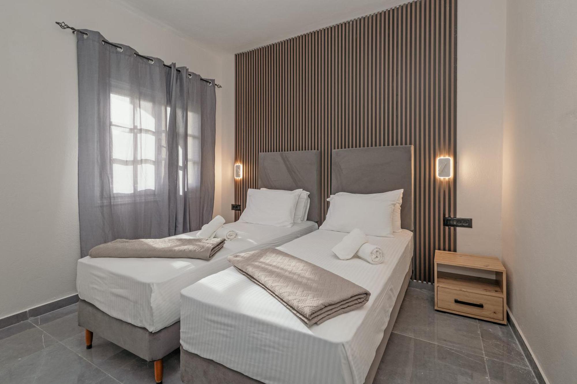 Pelithea Family Aparthotel Ипсос Экстерьер фото